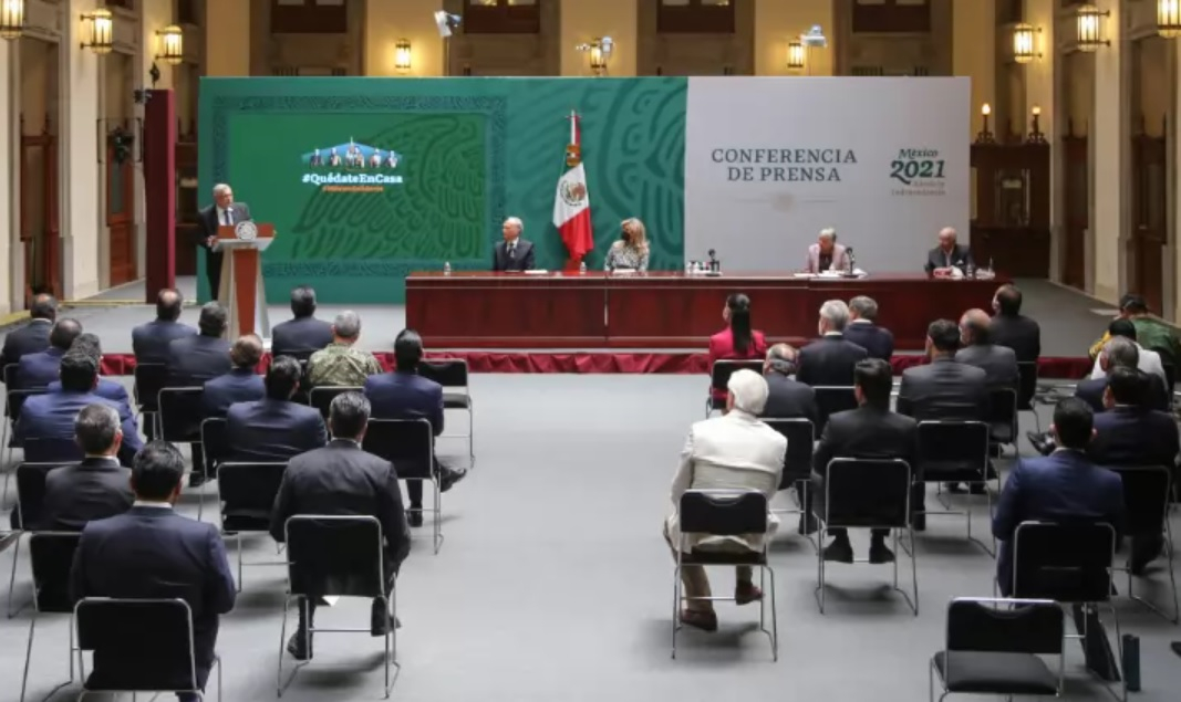 AMLO y gobernadores firman acuerdo de no intervenir en elecciones