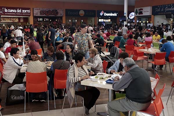 Restaurantes de Puebla esperan repunte de ventas de hasta 10% por temporada navideña