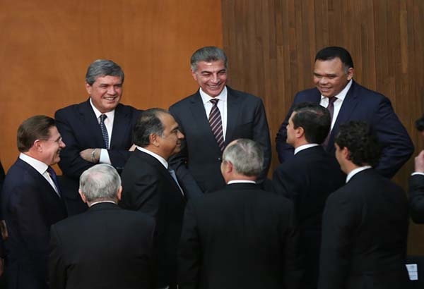 Tony Gali asiste al 101 Aniversario de la Promulgación de la Constitución Mexicana