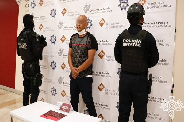 Policía Estatal detiene en Puebla a “El Cava” con 43 dosis de cristal