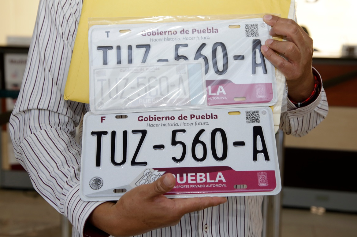 No habrá hostigamiento por incumplir canje de placas: Barbosa
