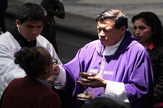 Iglesia reprocha siete años de “lucrar” con el aborto en el DF