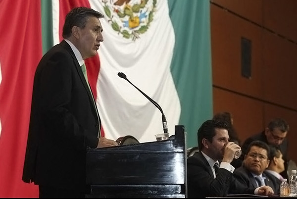 Caso Ayotzinapa no se puede cerrar, advierte CNDH