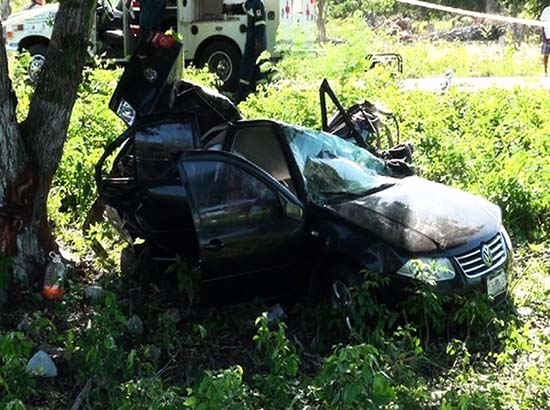 Muere una familia en un aparatoso choque en Campeche