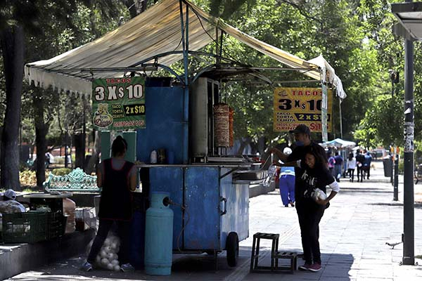 Segom descarta Paseo Bravo y parques para reubicación de ambulantes