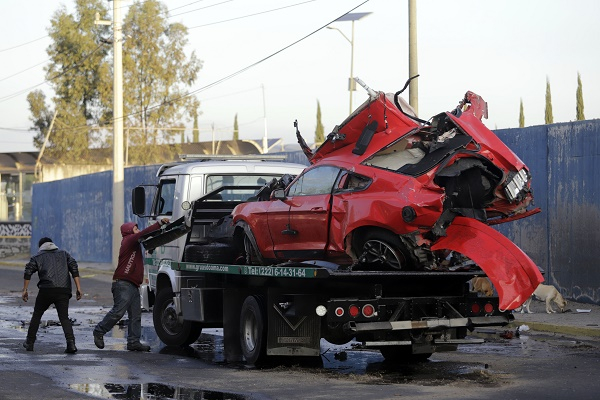 Ayuntamiento de Coronango cesó a empleado del Mustang que mató a tres mujeres