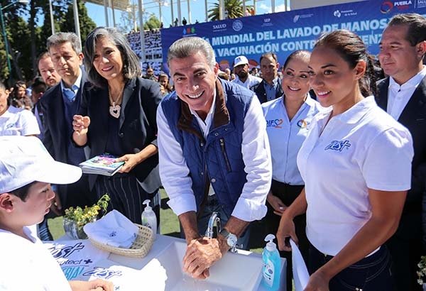 Tony Gali y Pablo Kuri conmemoran el Día Mundial del Lavado de Manos