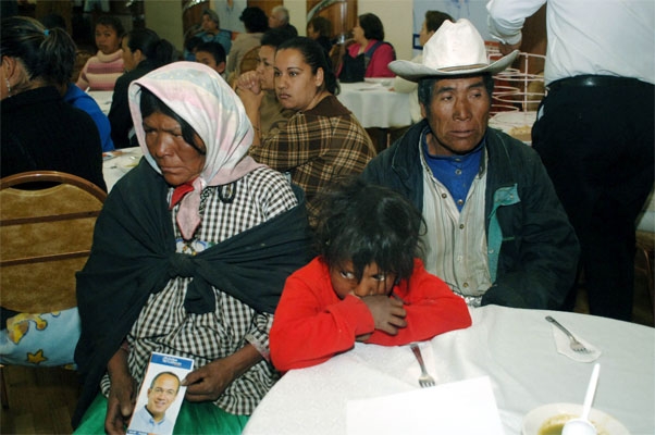 Víctimas de violencia obstétrica, 80% de madres indígenas: UNAM