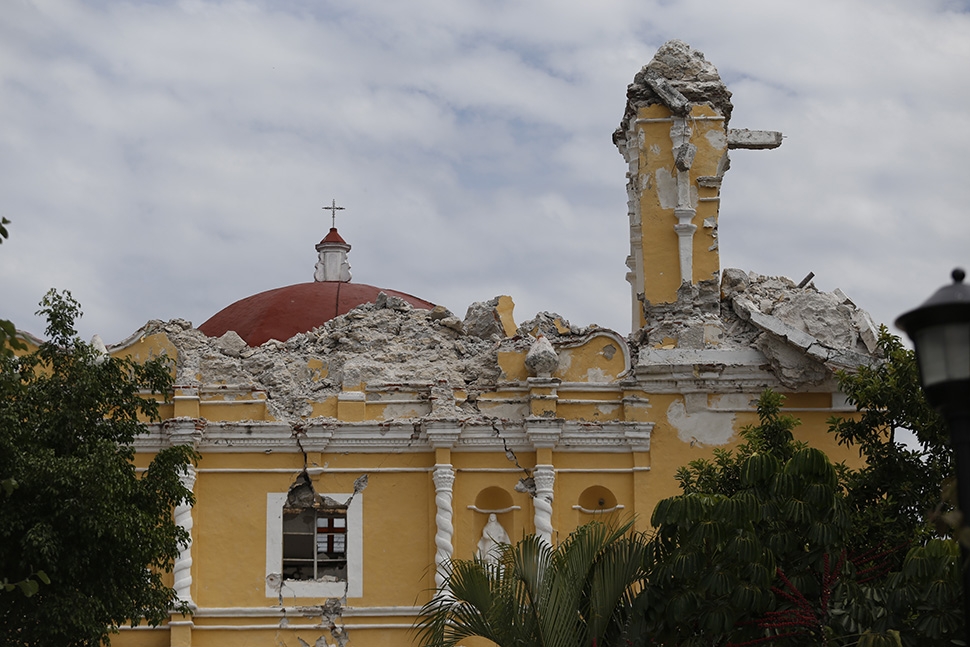 “¿Por qué sigo viva?”, se cuestiona sobreviviente del sismo en Atzala, Puebla