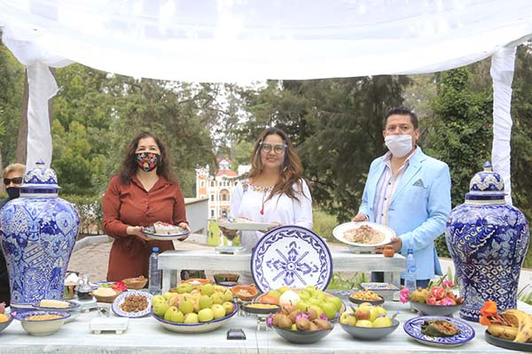 Inicia temporada de chiles en nogada en la región de Texmelucan