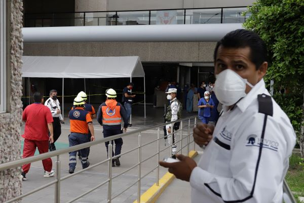 Sólo daños menores en 16 municipios de Puebla dejó el sismo: Segob