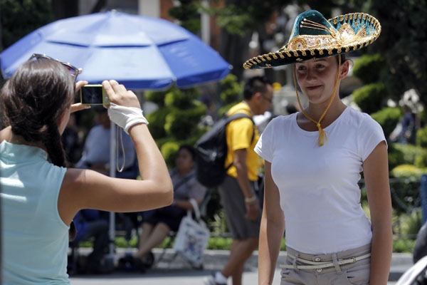 México recibe más turistas extranjeros en 2014