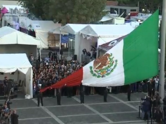 Con ceremonia a la bandera, INE pone en marcha el proceso electoral