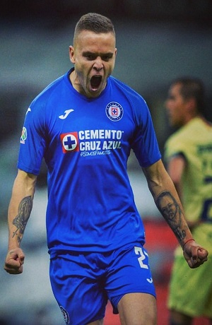 Cruz Azul derrotó 1-0 al América y se afianza como líder del Clausura 2020