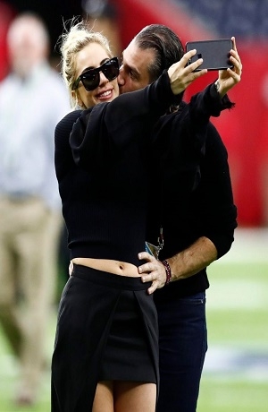 ¿Lady Gaga se casará?