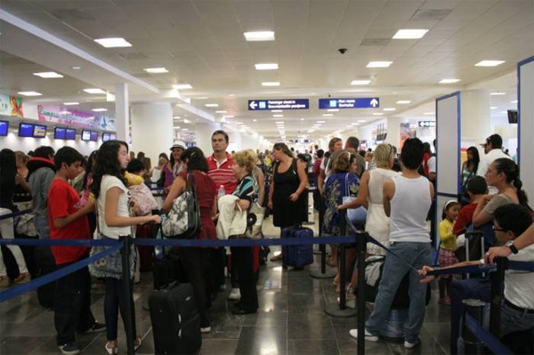 ¿Qué hacer si sobrevenden tu vuelo en estas vacaciones?