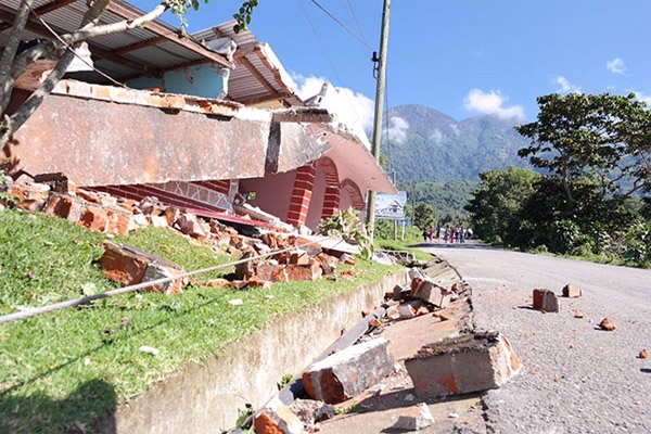 Suman 4 muertos y 3 mil viviendas dañadas por sismo en Chiapas