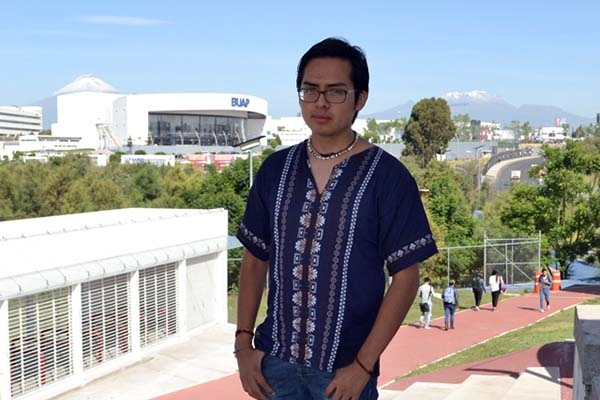 Horacio Fernández, primer poblano admitido en la más prestigiosa escuela de artes del mundo