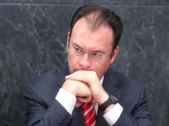 Caso Ayotzinapa podría afectar inversión extranjera a México: Videgaray