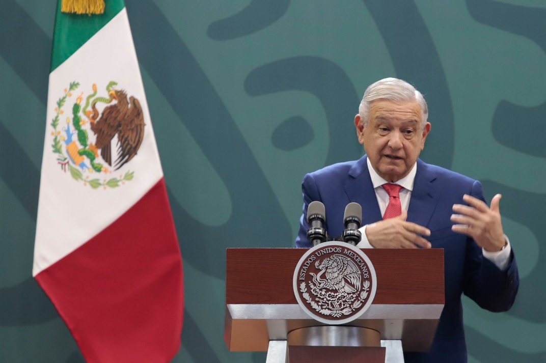 AMLO aconseja a Armenta no denunciar a magistrada Piña