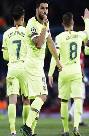 Champions League: Harakiri de Manchester United dio ventaja al Barcelona