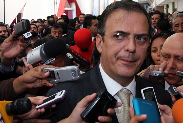 Marcelo Ebrard anuncia su salida del PRD en septiembre