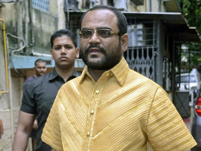 Empresario de la India presumió camisa de oro