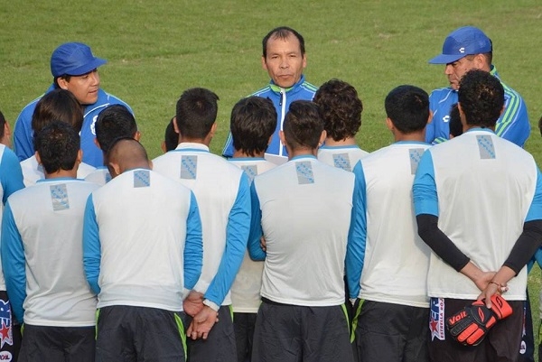 José Guadalupe “Profe” Cruz dirigió primer entrenamiento de La Franja