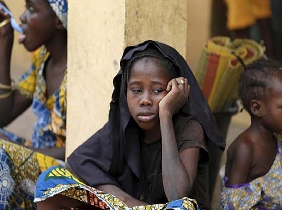 Integrantes de Boko Haram embarazan a 200 niñas antes de liberarlas