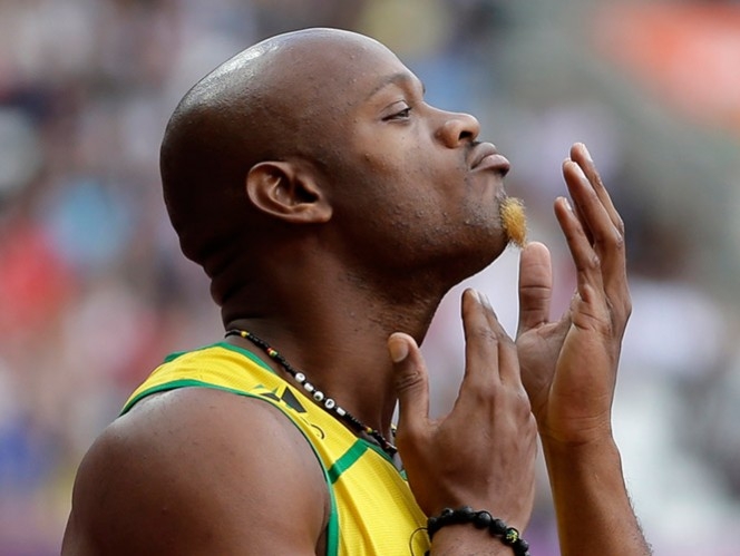 Asafa Powell avergüenza a Jamaica, suspendido por dopaje