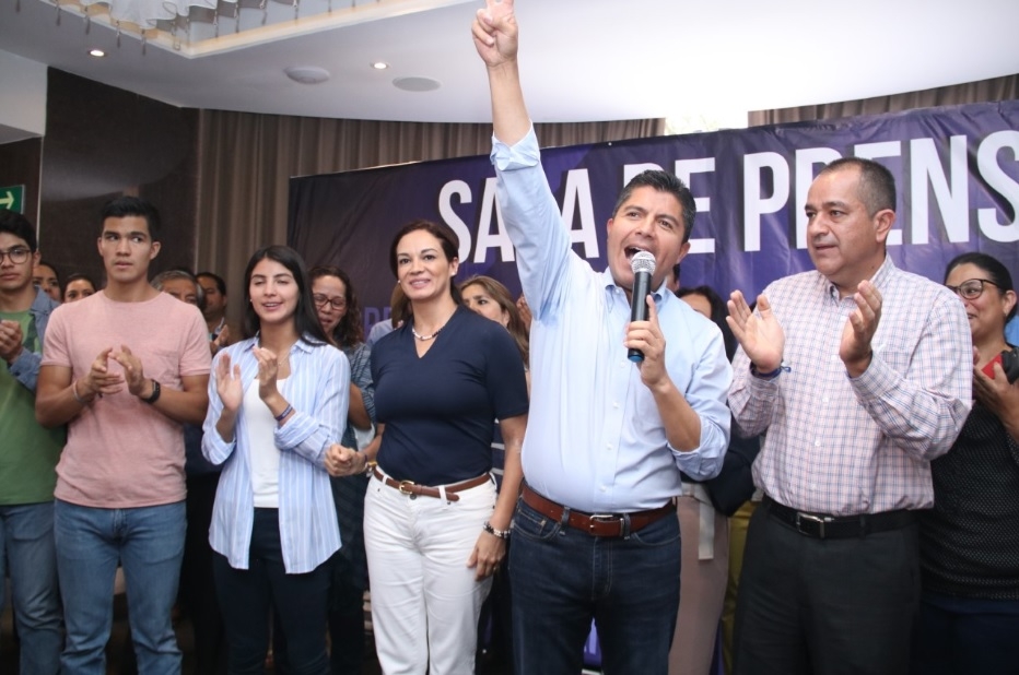 Eduardo Rivera reconoce su derrota ante Morena