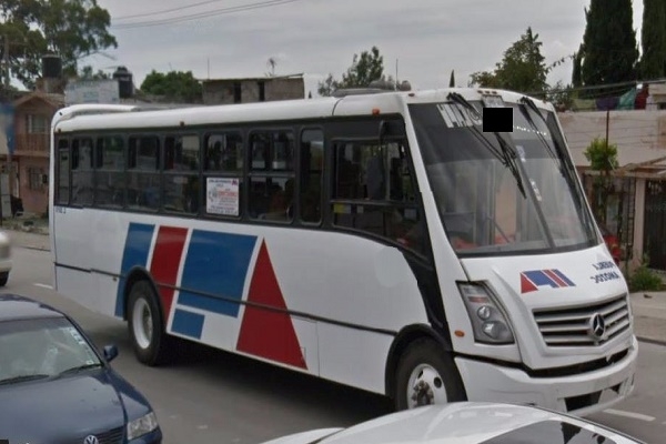 Muere hombre atropellado por camión de la Ruta Amozoc