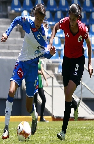 Puebla Femenil va a cazar tiburonas al “Pirata Fuente”