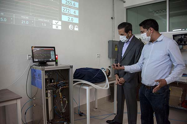 Científicos de la BUAP desarrollan ventilador para pacientes COVID