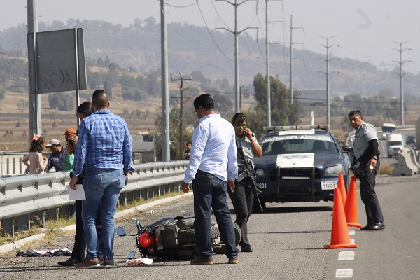 Un ladrón herido en intento de asalto a vehículo de policías en la México-Puebla