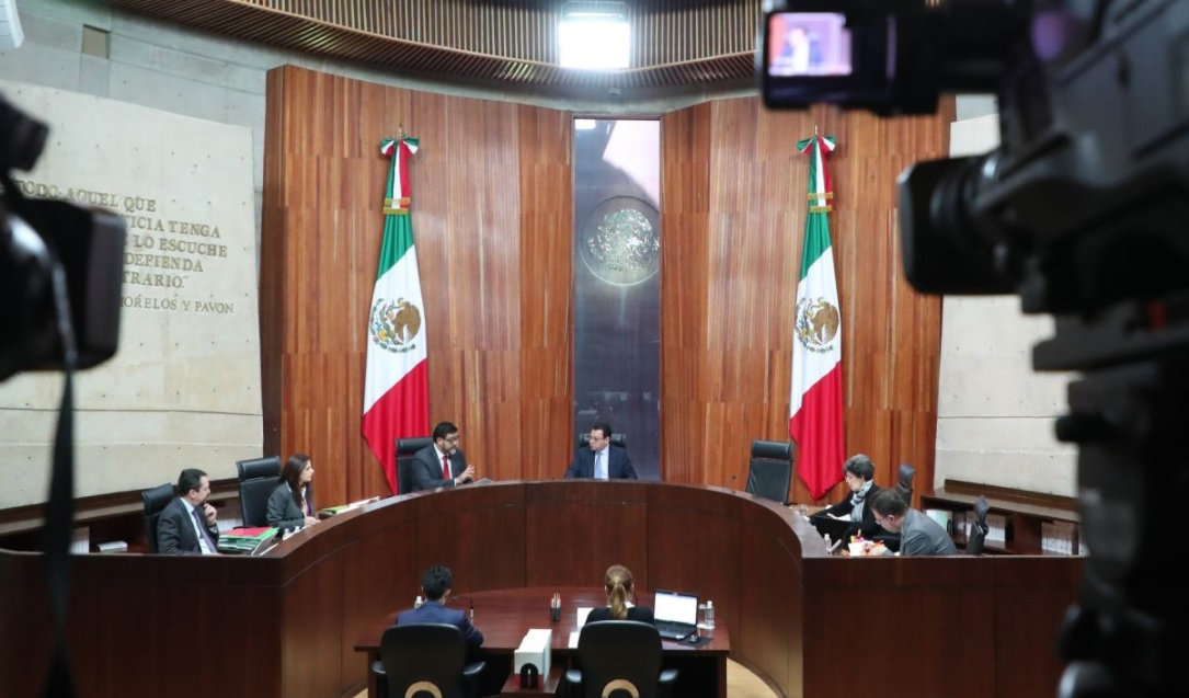 TEPJF tumba acuerdo del INE que prohibía a AMLO hablar de elecciones en mañanera