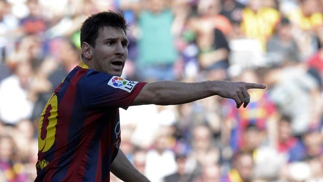 Messi renovará con Barcelona si fichan al Kun Agüero