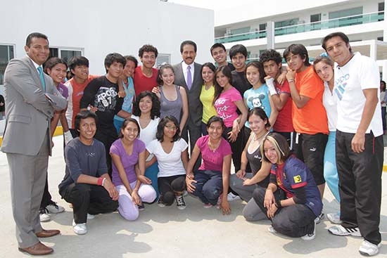 BUAP: Bachillerato “5 de Mayo” ya es Internacional