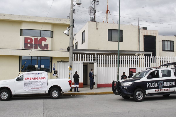 Embarga SAT instalaciones de Big Cola en Huejotzingo