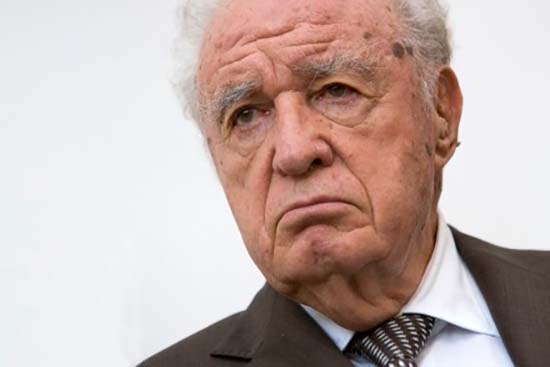 Peña Nieto “pisa terrenos peligrosos”: Julio Scherer