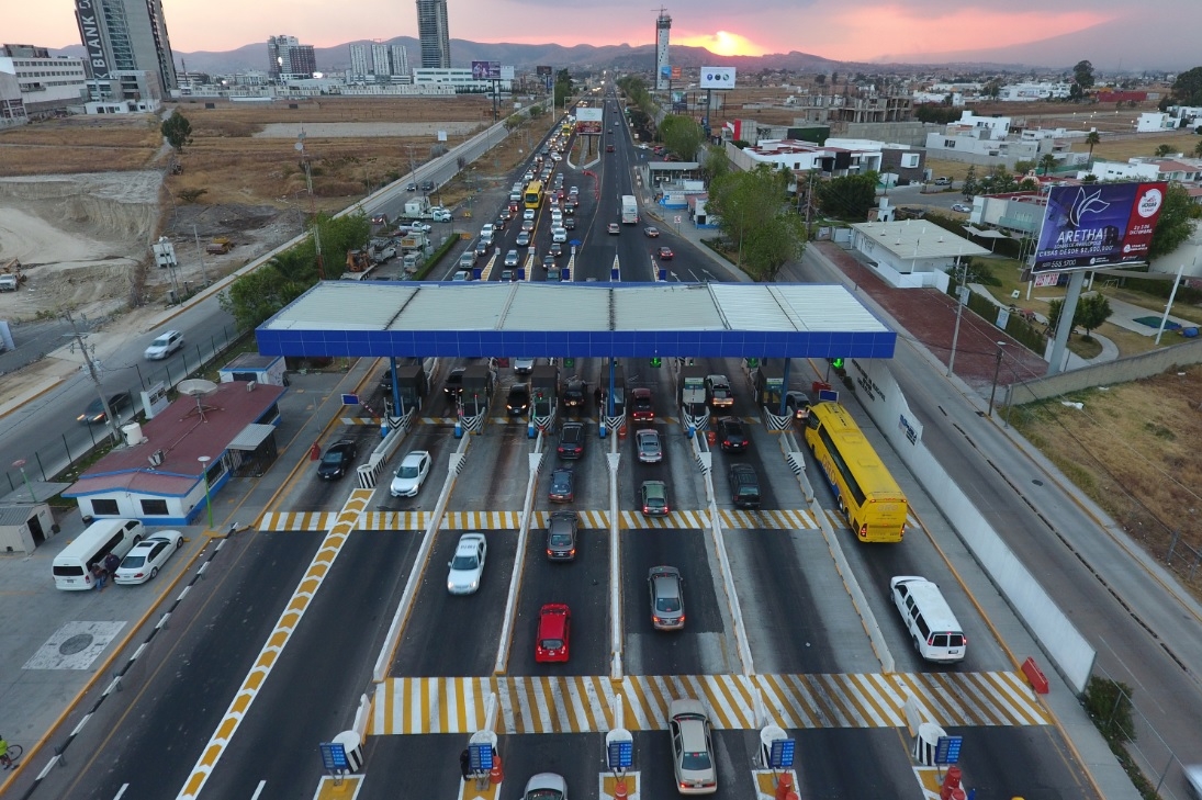Sube 3 pesos peaje en autopista Puebla-Atlixco