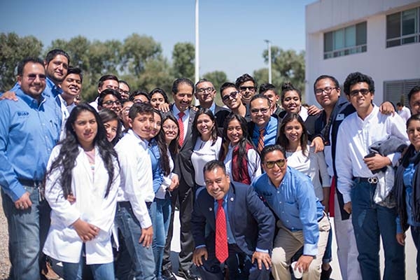 BUAP: Esparza Ortiz asistió al segundo informe del director del Complejo Regional Centro