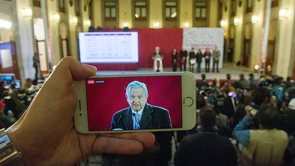 Así son “las mañaneras” de López Obrador