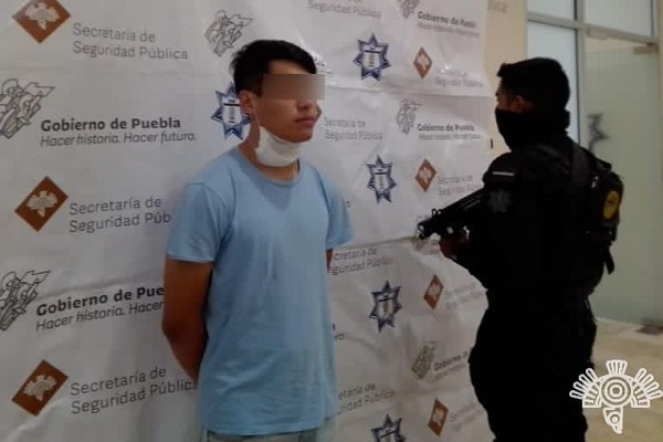 Vendía drogas por redes sociales; fue detenido por la SSP en Cuautlancingo