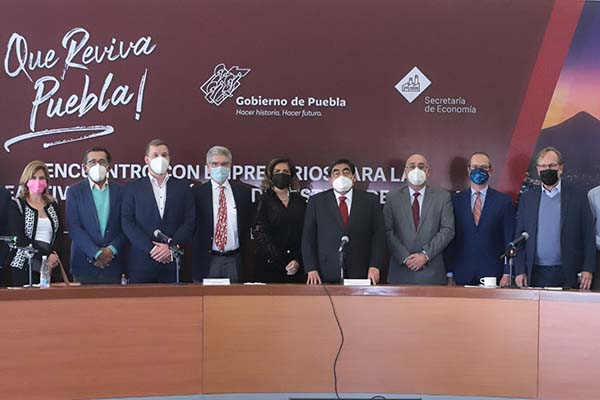 Política industrial a largo plazo, acuerda Barbosa con empresariado alemán