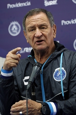 Club Puebla: A Enrique Meza no lo asusta dirigir equipos en zona de descenso