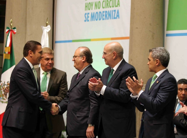 Puebla modernizará verificentros y homologará con estados del Valle de México