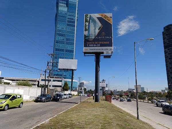 Medio Ambiente retira 18 estructuras publicitarias por incumplir normatividad