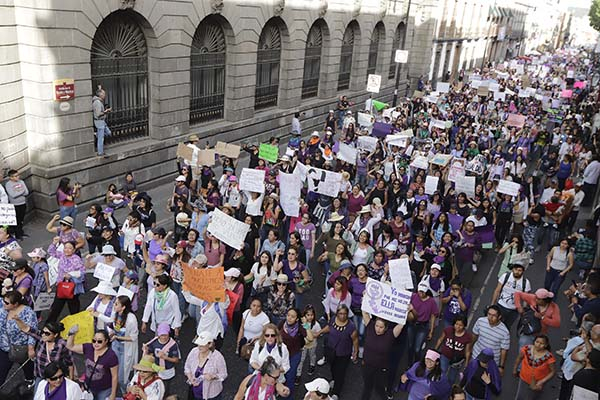 Miles de poblanas salieron a las calles y rompieron el silencio el 8M