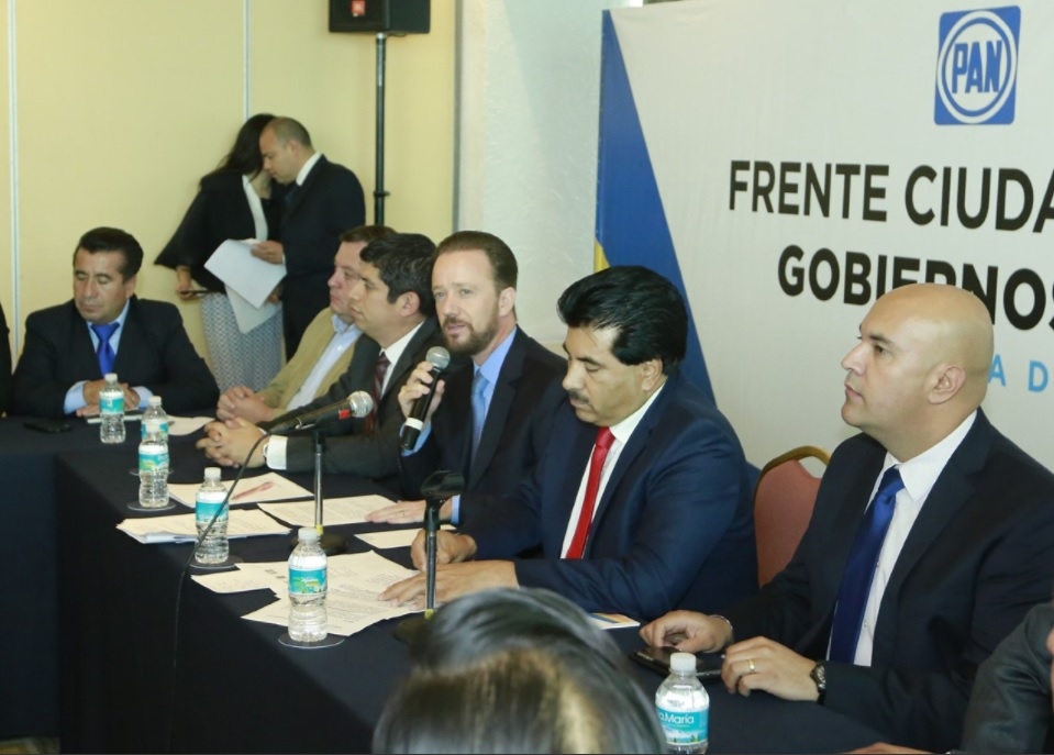 Banck exige abrir a ciudadanos elección del candidato del Frente Ciudadano por México